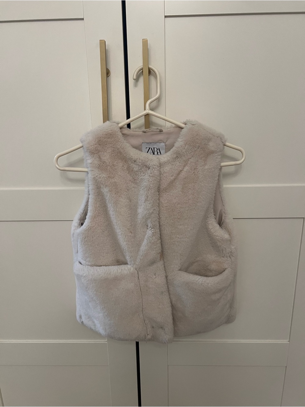 Zara Kids Faux-Fur Vest in Pale Taupe